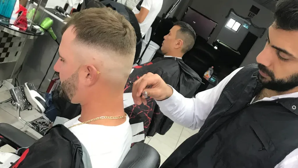 Brothers Barbershop — Barber shop in Hamilton